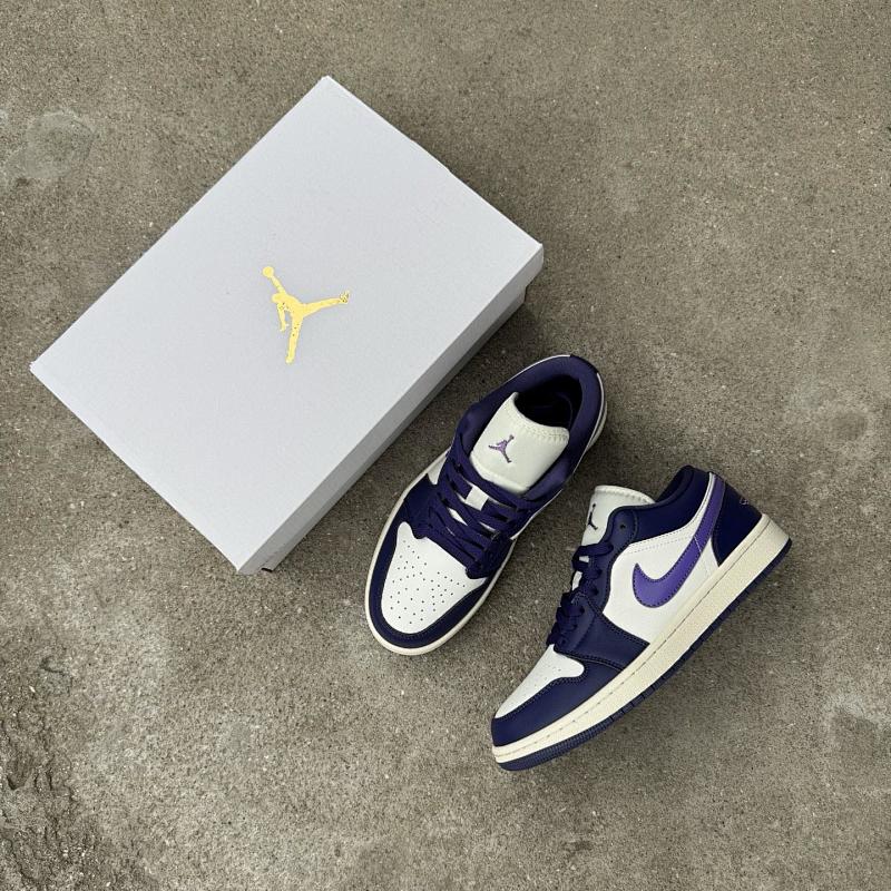 NIKE JORDAN 1 (127)