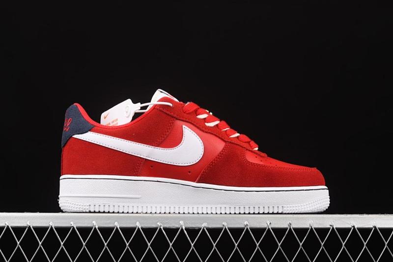 NIKE AIR FORCE 1 (220)
