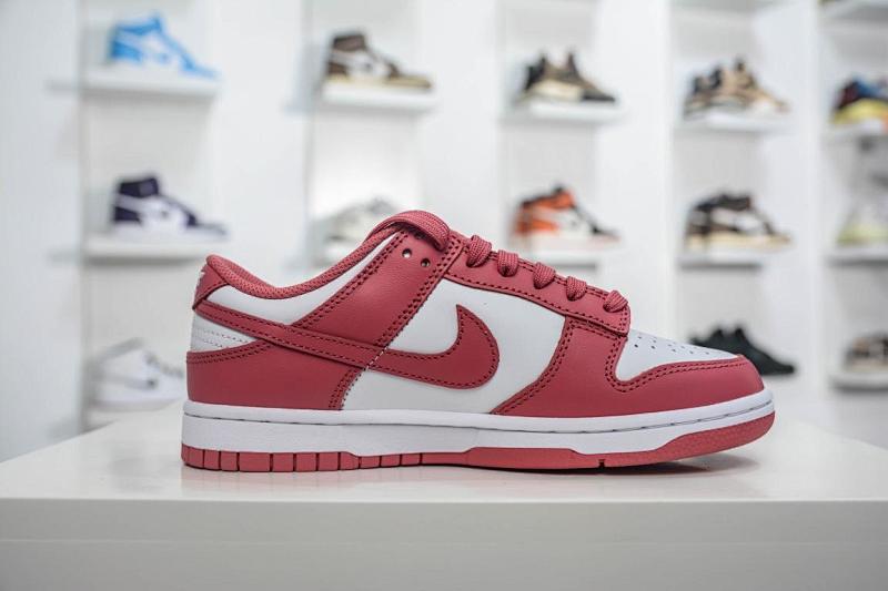 NIKE DUNK VT BATCH (158)