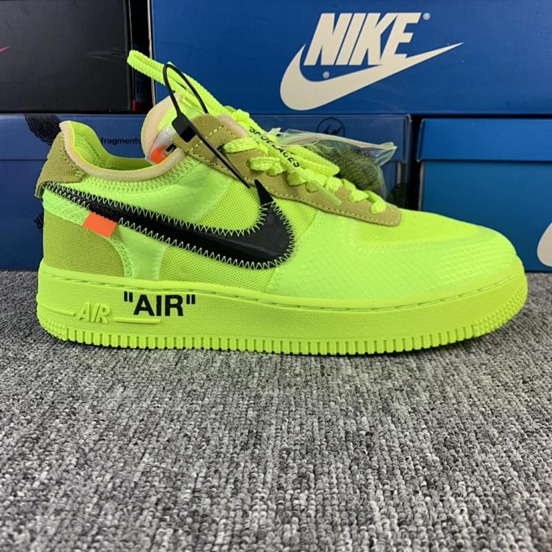 NIKE AIR FORCE 1 (538)