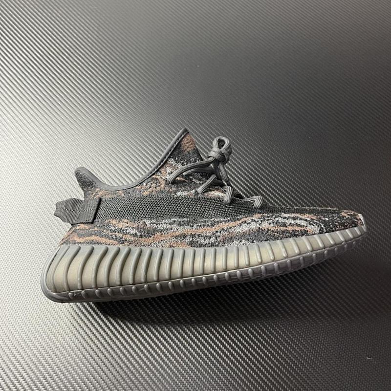 YEEZY 350 (91)