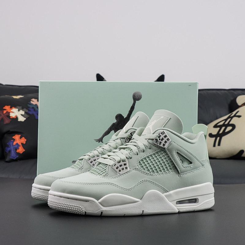 NIKE JORDAN 4 (229)