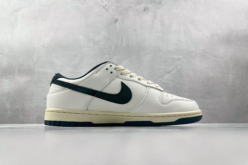 NIKE DUNK VT BATCH (204)