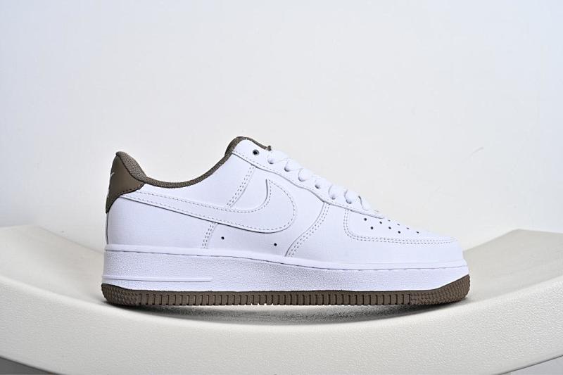NIKE AIR FORCE 1 (187)