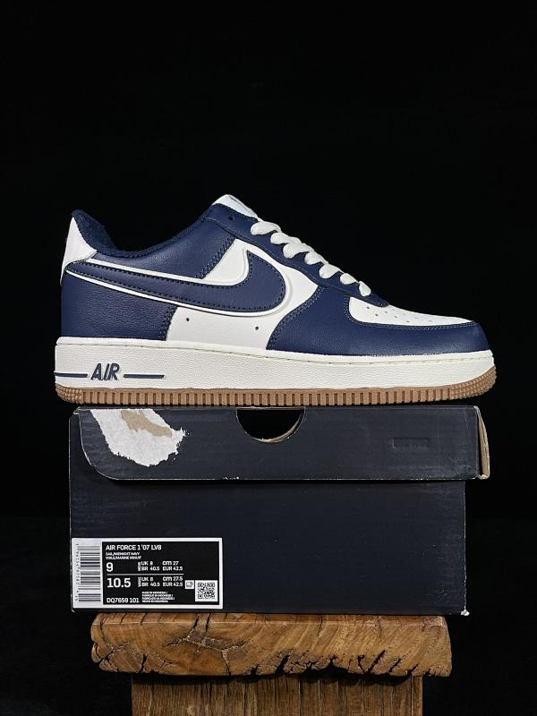 NIKE AIR FORCE 1 (194)