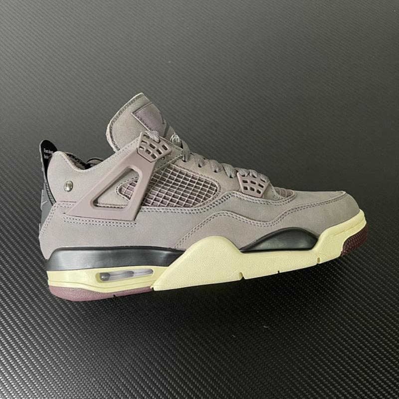NIKE JORDAN 4 (192)