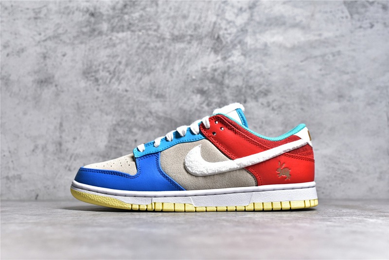 NIKE DUNK VT BATCH