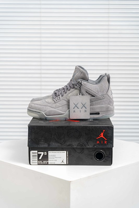 NIKE JORDAN 4 (36)