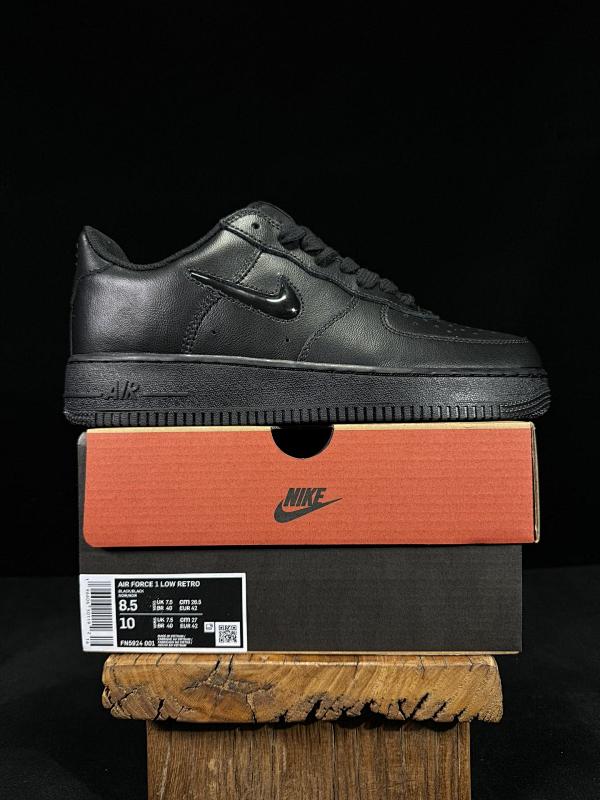 NIKE AIR FORCE 1 (95)