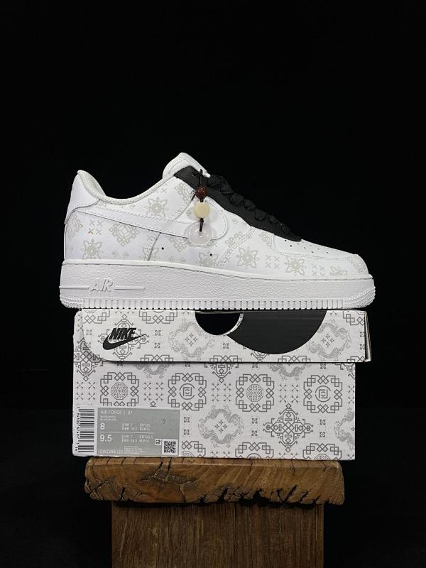NIKE AIR FORCE 1 (18)