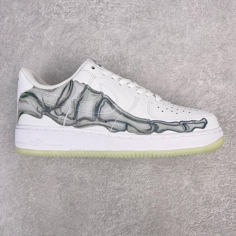 NIKE AIR FORCE 1 (28)
