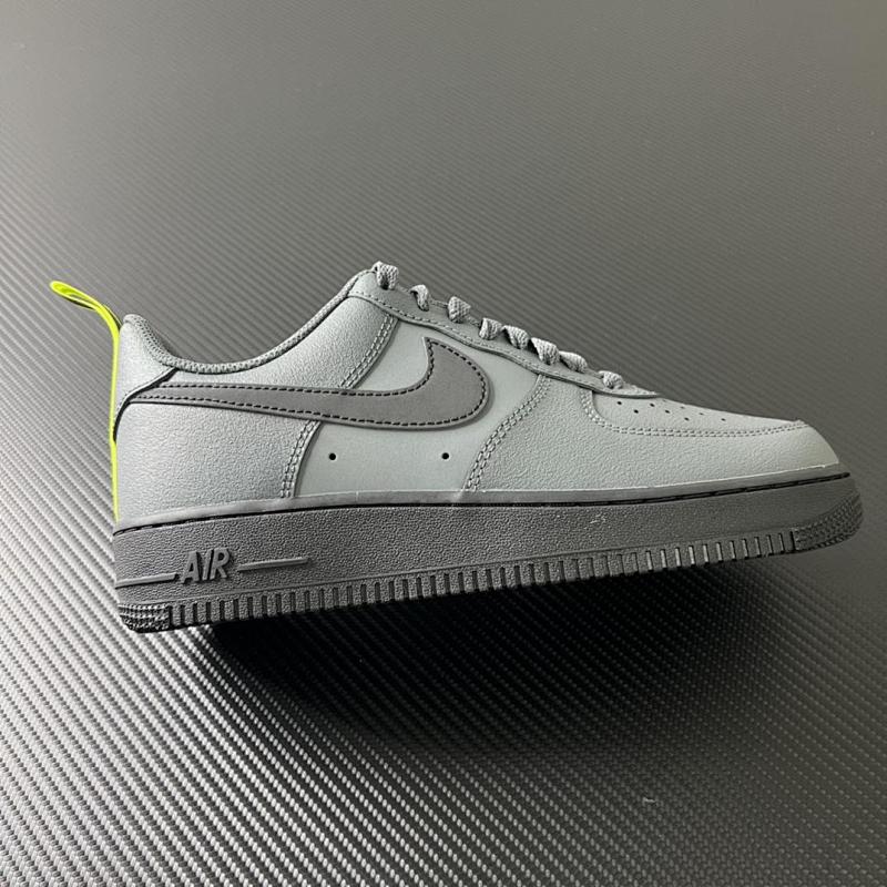 NIKE AIR FORCE 1 (546)