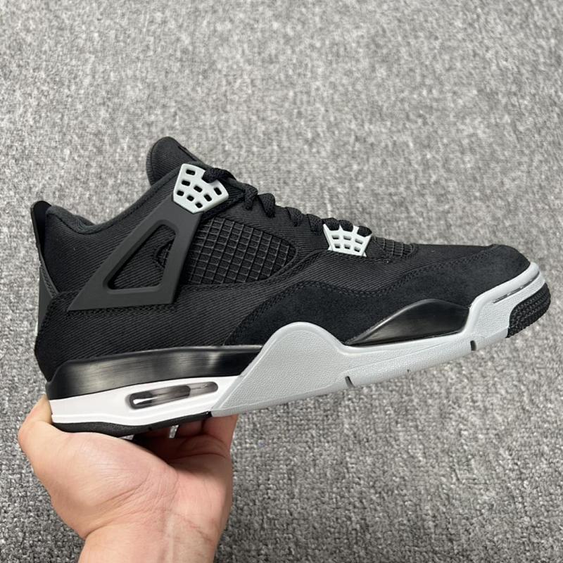 NIKE JORDAN 4 (100)
