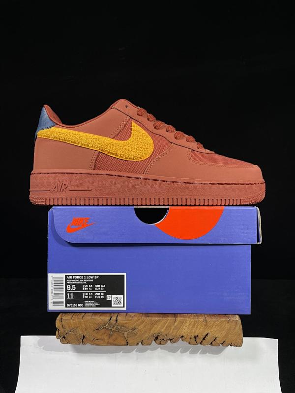NIKE AIR FORCE 1 (171)