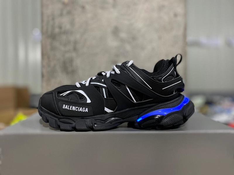 BALENCIAGA TRACK (2)