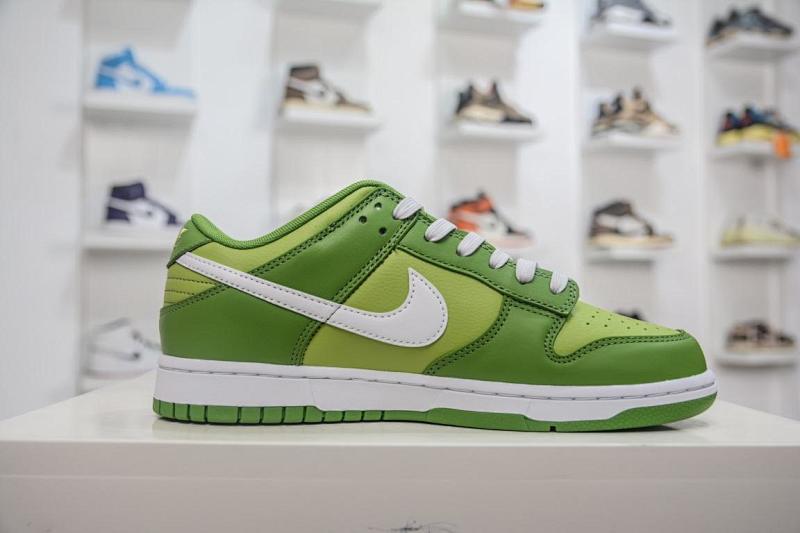 NIKE DUNK VT BATCH (135)