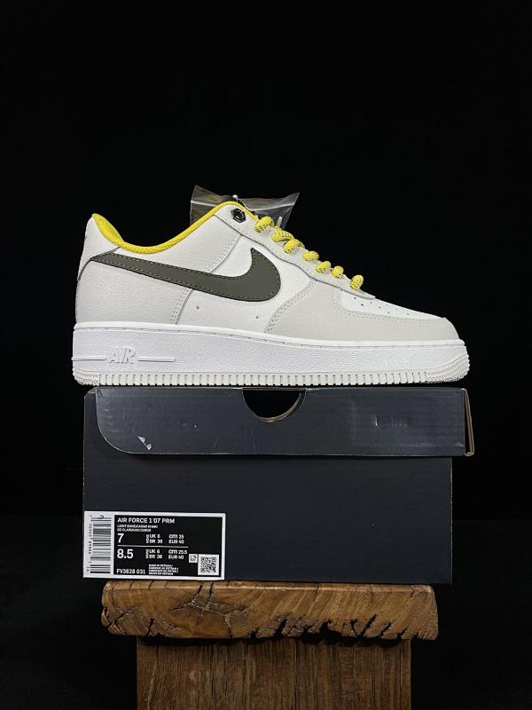 NIKE AIR FORCE 1 (69)