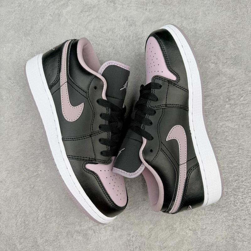 NIKE JORDAN 1 (521)