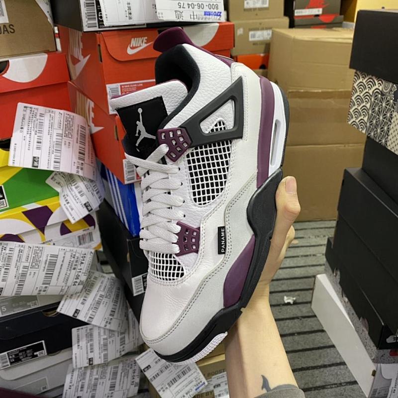 NIKE JORDAN 4 (201)