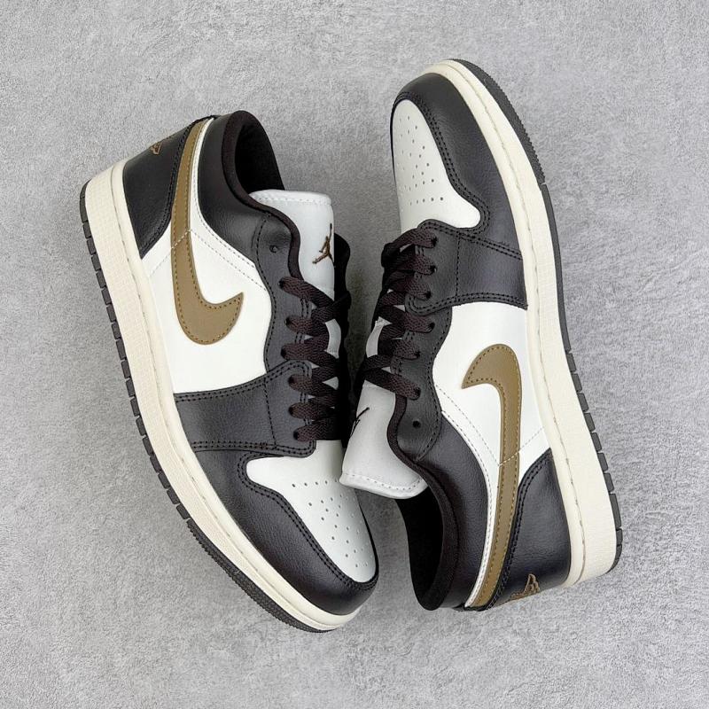 NIKE JORDAN 1 (530)