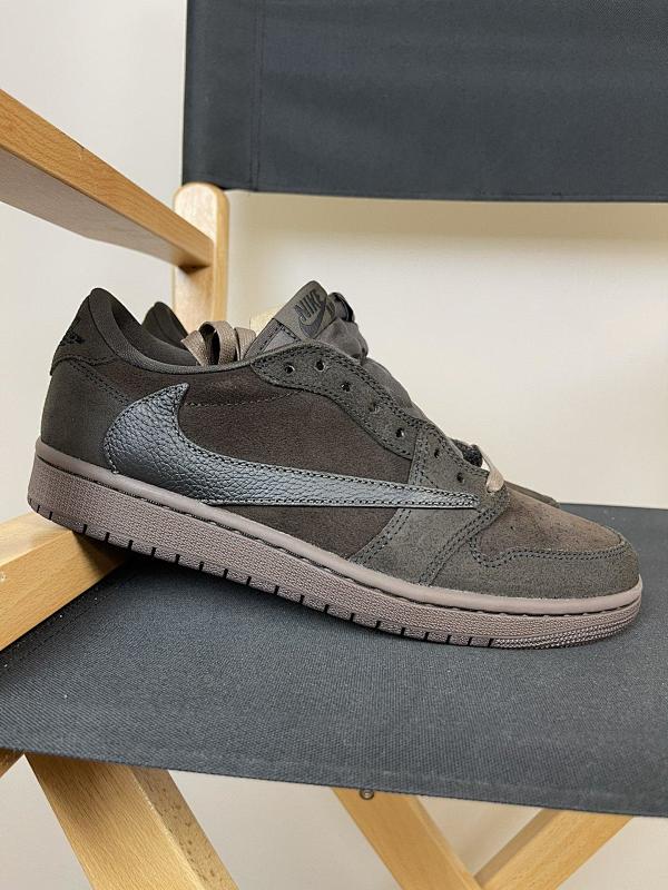 NIKE JORDAN 1 (86)