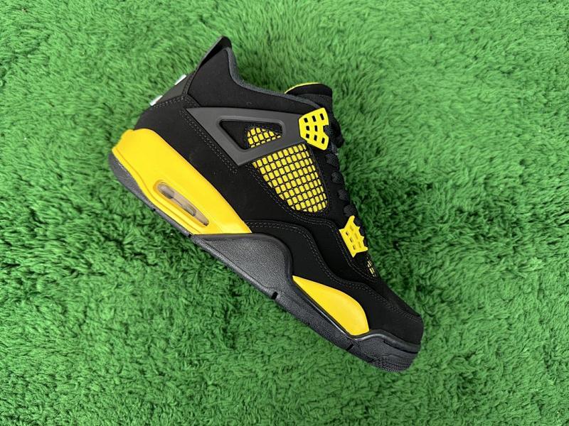 NIKE JORDAN 4 (122)