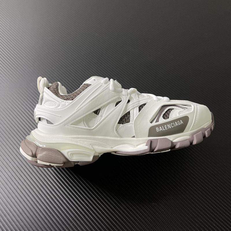 BALENCIAGA TRACK (20)