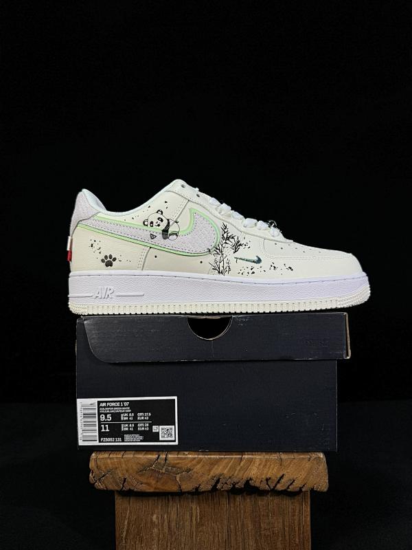 NIKE AIR FORCE 1 (54)