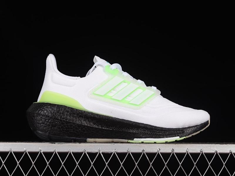 ADIDAS ULTRABOOST (7)