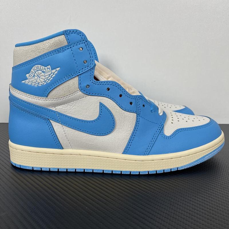 NIKE JORDAN 1 (49)
