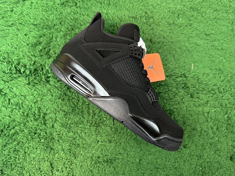 NIKE JORDAN 4 (140)