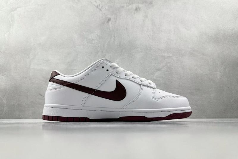 NIKE DUNK VT BATCH (220)
