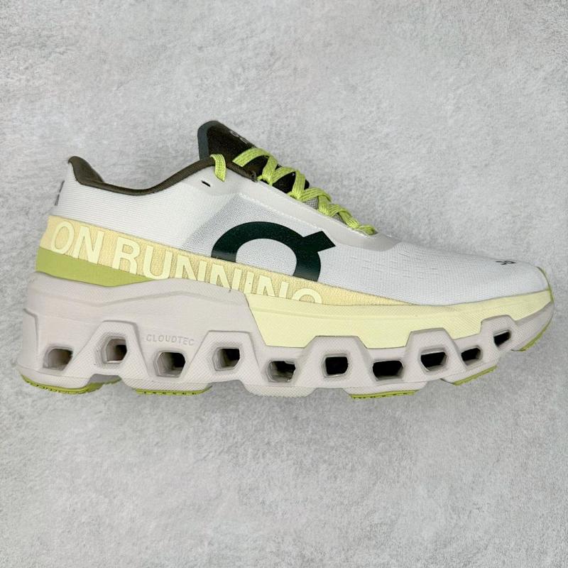 ON CLOUD SHOES (36)
