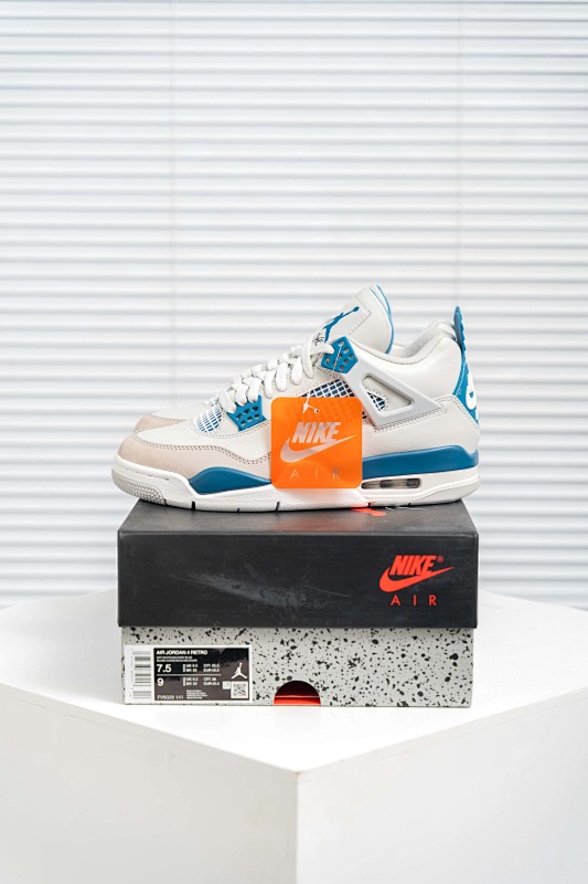 NIKE JORDAN 4 (30)