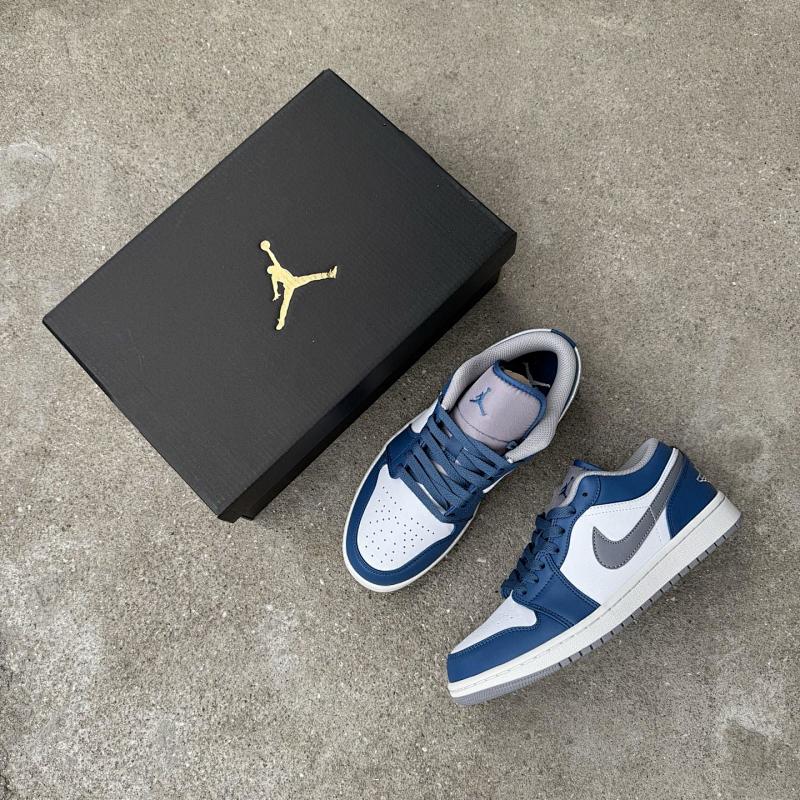 NIKE JORDAN 1 (189)