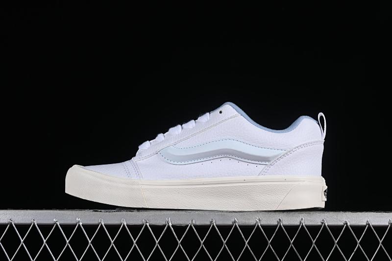 VANS (7)