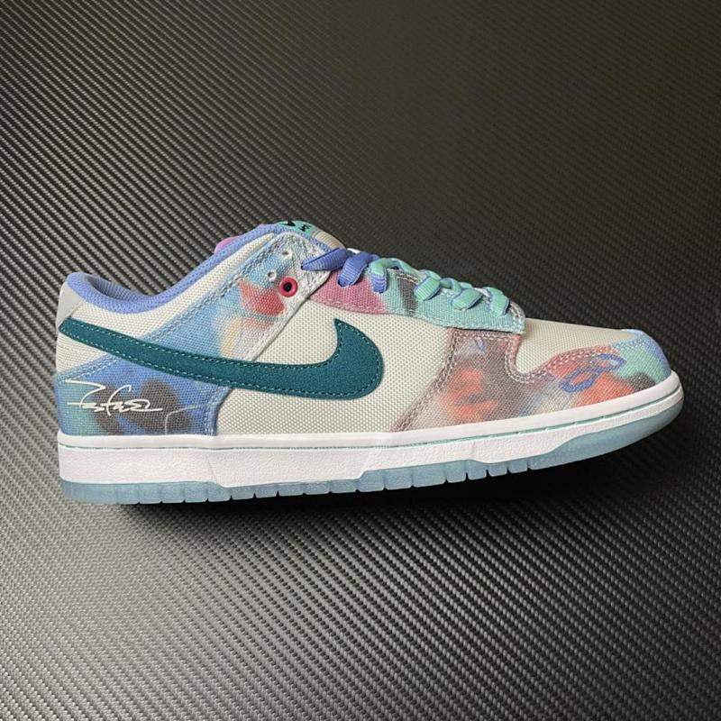 NIKE DUNK M BATCH (30)