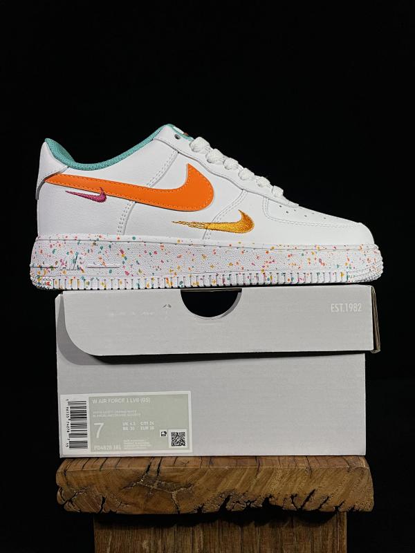 NIKE AIR FORCE 1 (126)