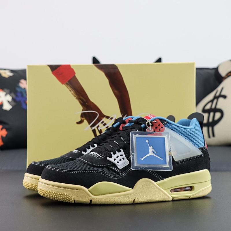 NIKE JORDAN 4 (238)