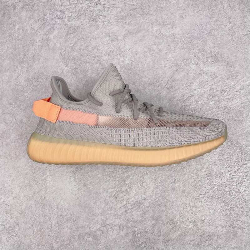 YEEZY 350 (55)