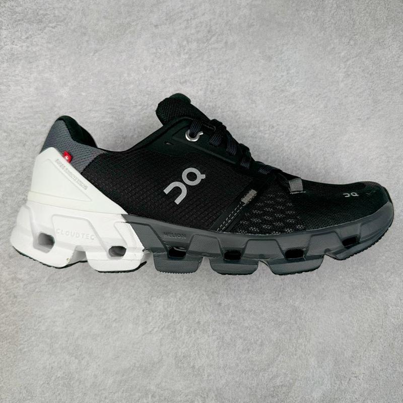 ON CLOUD SHOES (4)