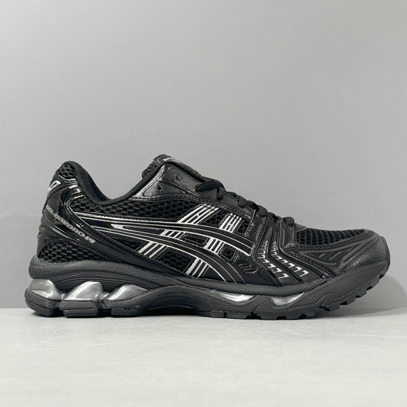 ASICS SHOES (37)