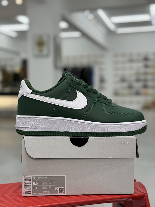 NIKE AIR FORCE 1 (97)
