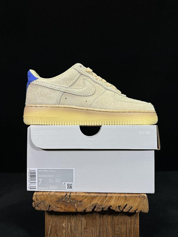 NIKE AIR FORCE 1 (90)