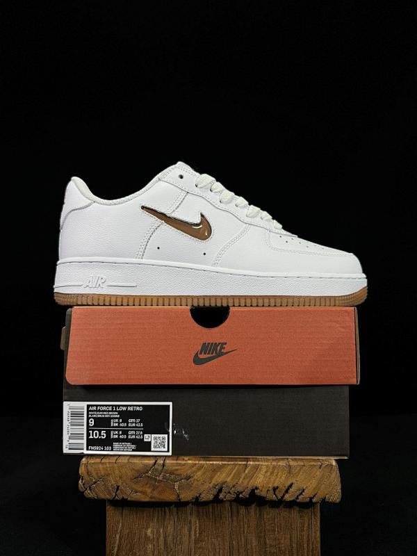 NIKE AIR FORCE 1 (91)