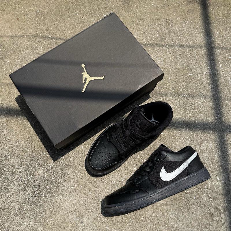 NIKE JORDAN 1 (88)