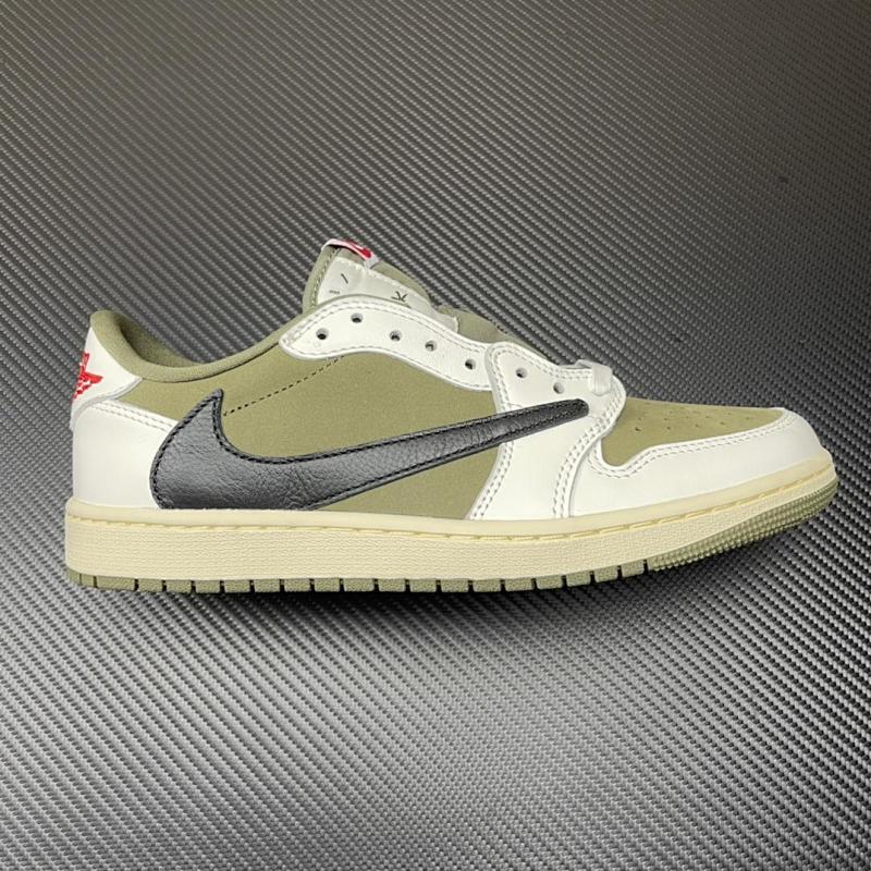 NIKE JORDAN 1 (80)