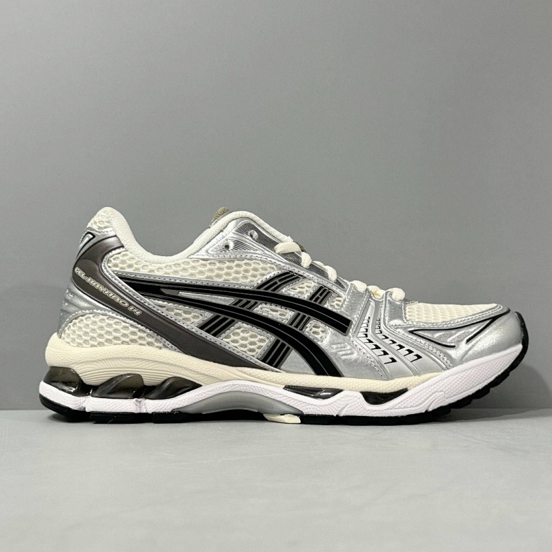 ASICS SHOES (35)