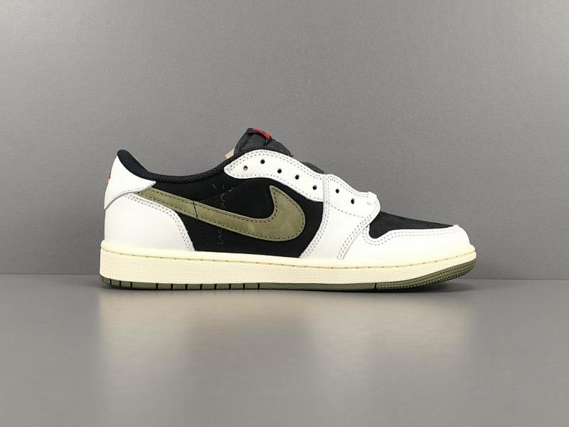 NIKE JORDAN 1 (39)