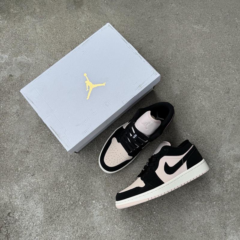 NIKE JORDAN 1 (145)